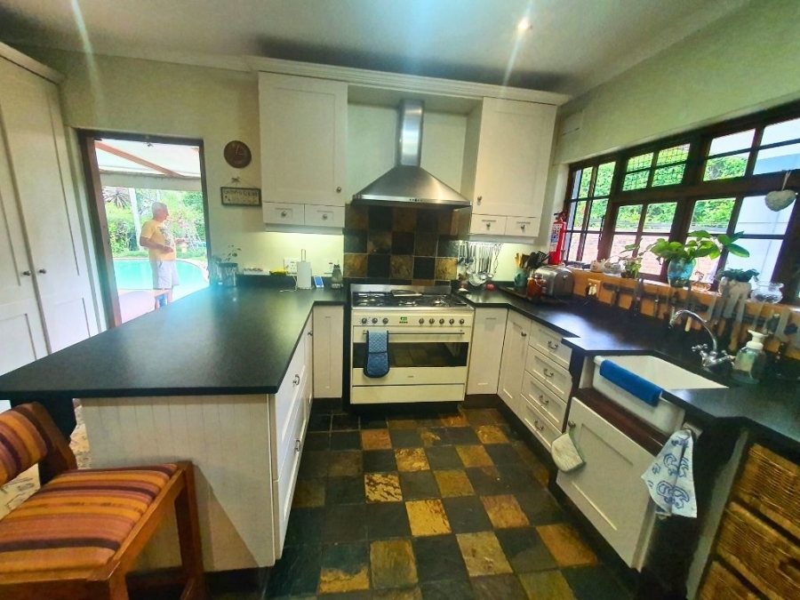 8 Bedroom Property for Sale in Montrose KwaZulu-Natal