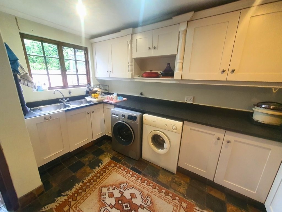 8 Bedroom Property for Sale in Montrose KwaZulu-Natal