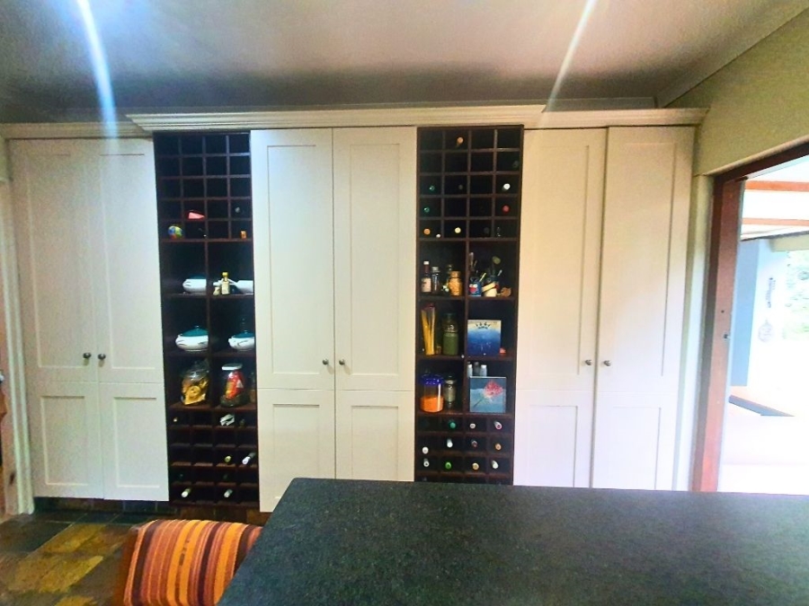 8 Bedroom Property for Sale in Montrose KwaZulu-Natal