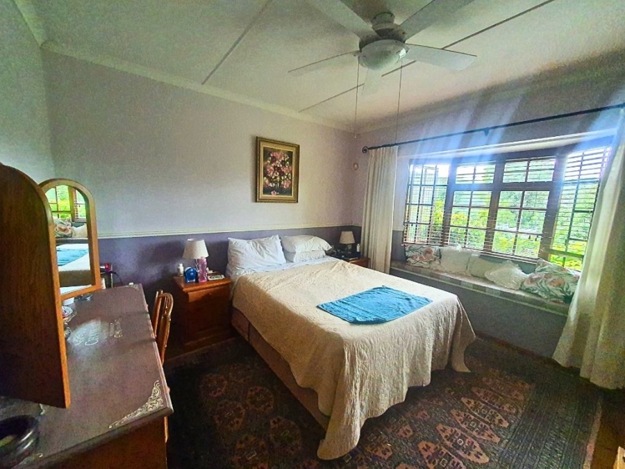 8 Bedroom Property for Sale in Montrose KwaZulu-Natal