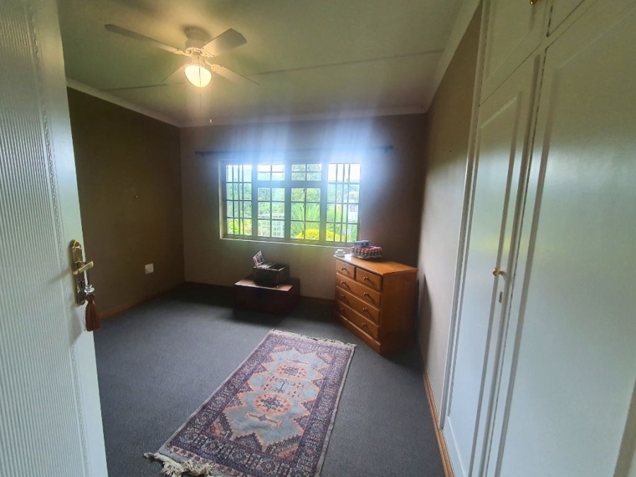 8 Bedroom Property for Sale in Montrose KwaZulu-Natal