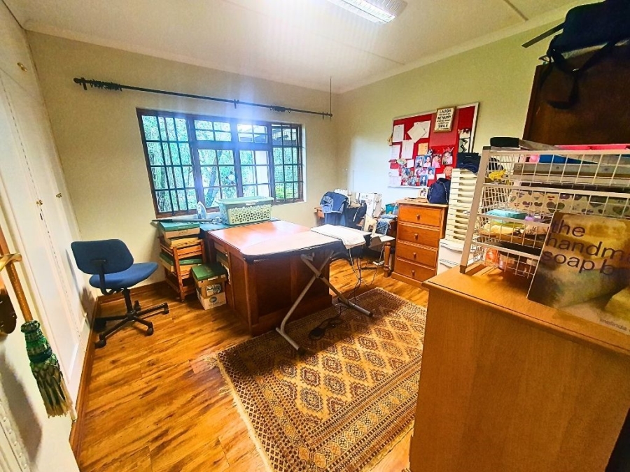 8 Bedroom Property for Sale in Montrose KwaZulu-Natal