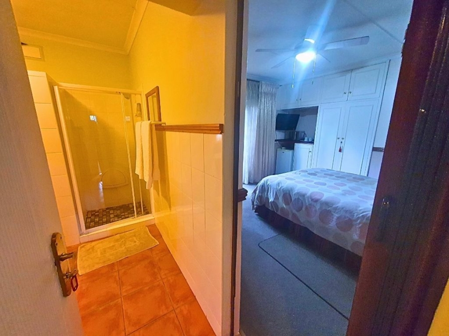 8 Bedroom Property for Sale in Montrose KwaZulu-Natal