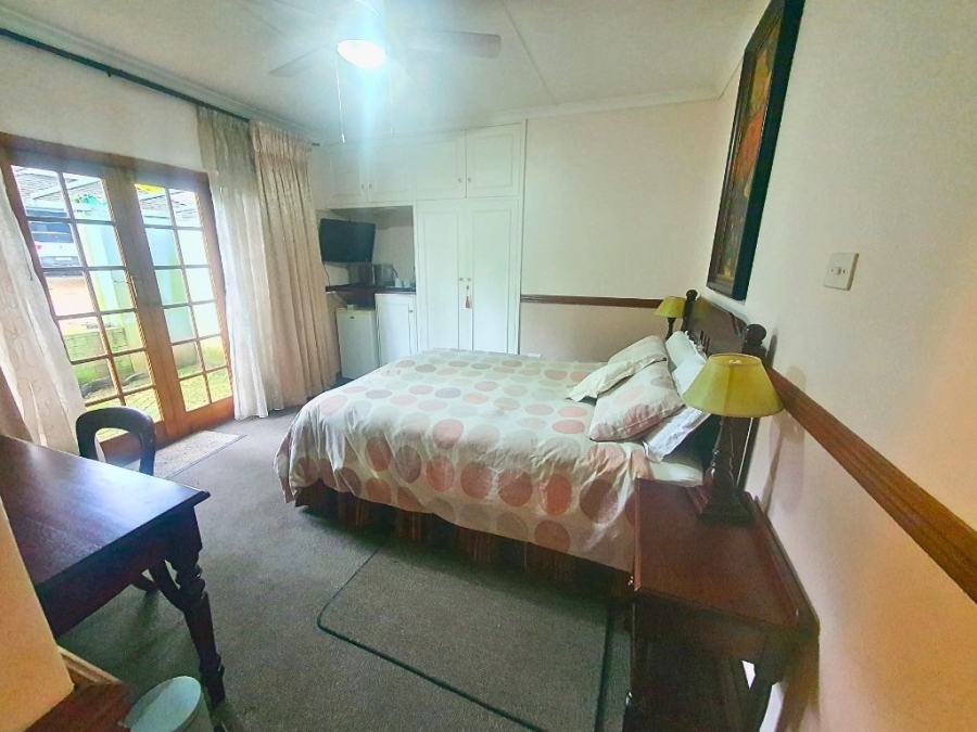 8 Bedroom Property for Sale in Montrose KwaZulu-Natal