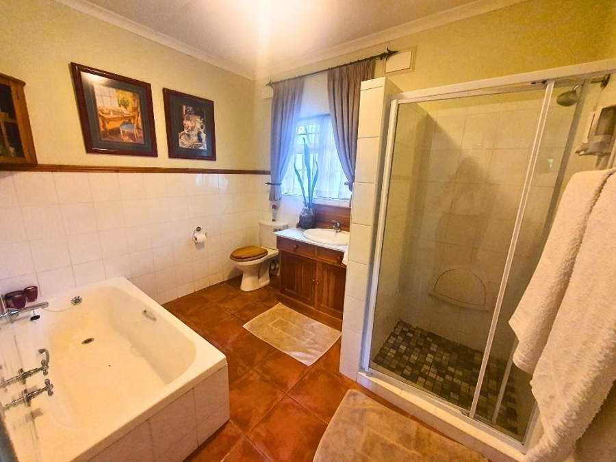 8 Bedroom Property for Sale in Montrose KwaZulu-Natal