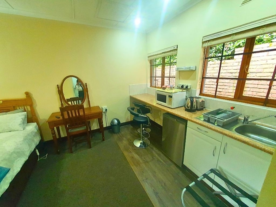 8 Bedroom Property for Sale in Montrose KwaZulu-Natal