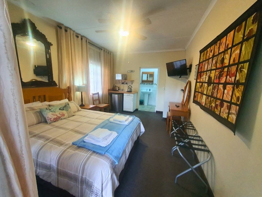 8 Bedroom Property for Sale in Montrose KwaZulu-Natal