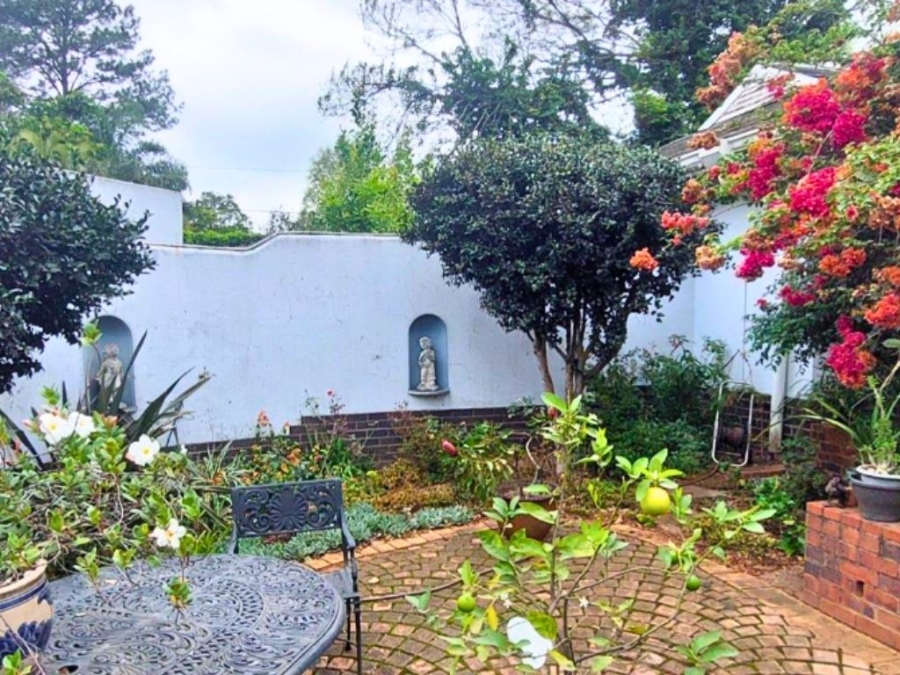 8 Bedroom Property for Sale in Montrose KwaZulu-Natal