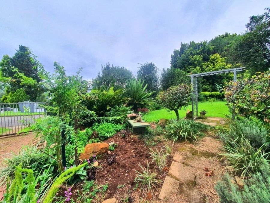 8 Bedroom Property for Sale in Montrose KwaZulu-Natal