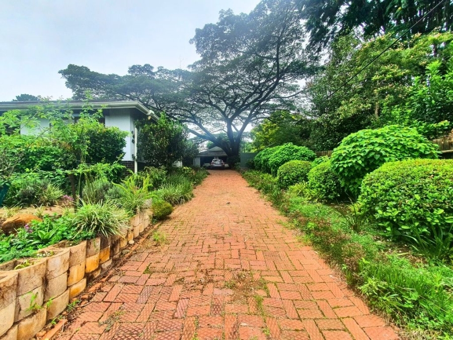 8 Bedroom Property for Sale in Montrose KwaZulu-Natal