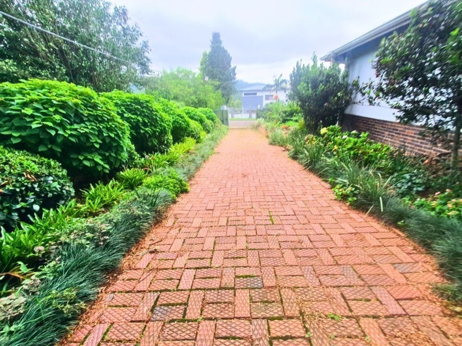 8 Bedroom Property for Sale in Montrose KwaZulu-Natal