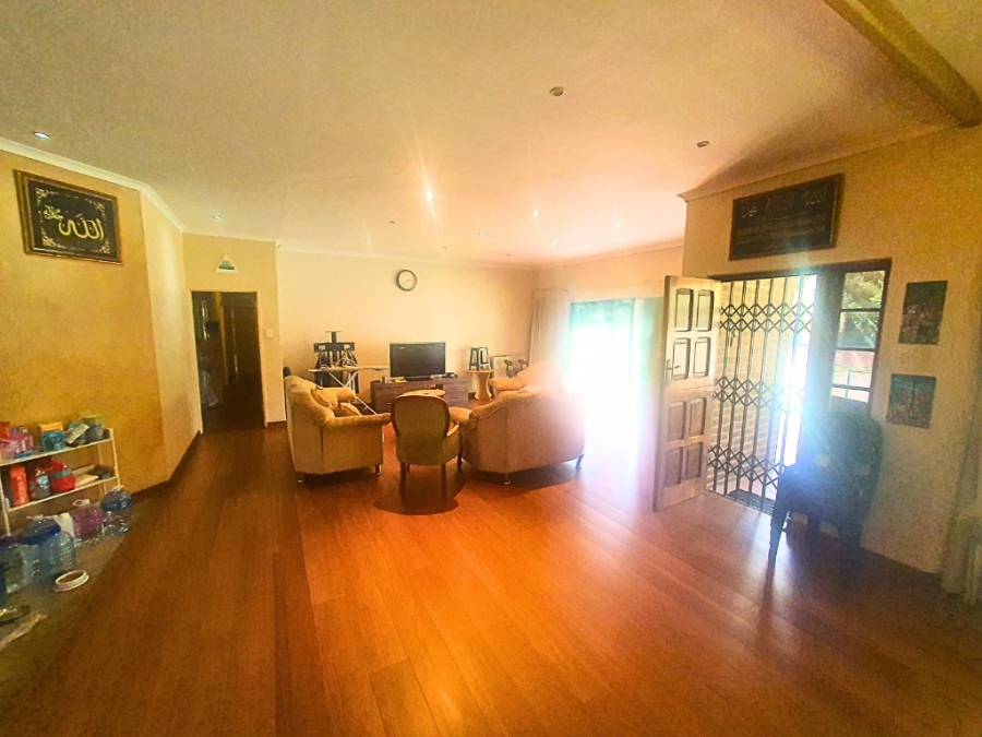 8 Bedroom Property for Sale in Scottsville KwaZulu-Natal