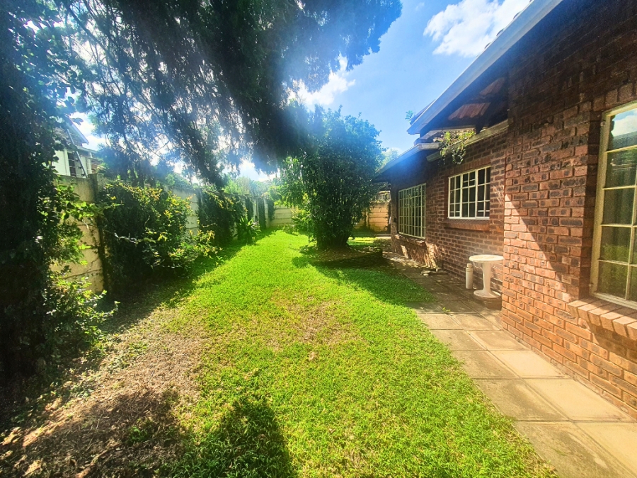 8 Bedroom Property for Sale in Scottsville KwaZulu-Natal