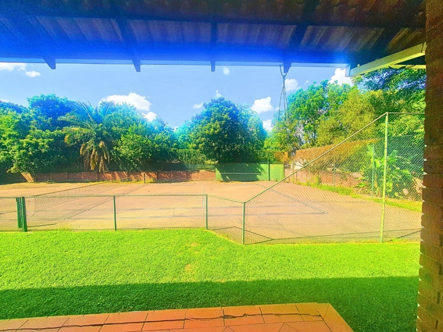 8 Bedroom Property for Sale in Scottsville KwaZulu-Natal