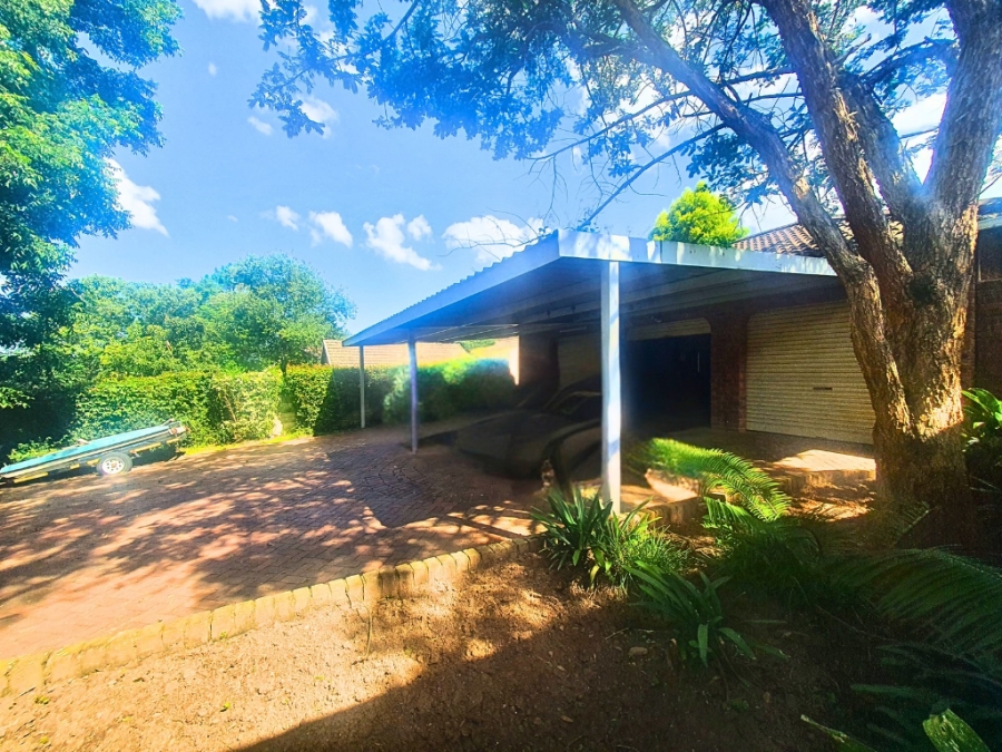 8 Bedroom Property for Sale in Scottsville KwaZulu-Natal