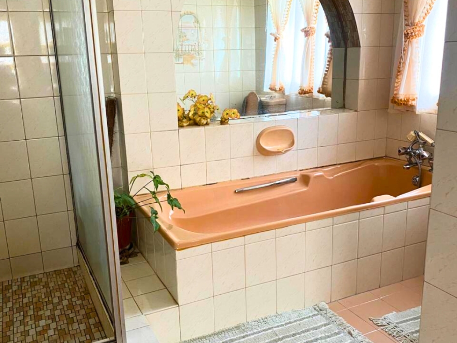 3 Bedroom Property for Sale in Raisethorpe KwaZulu-Natal