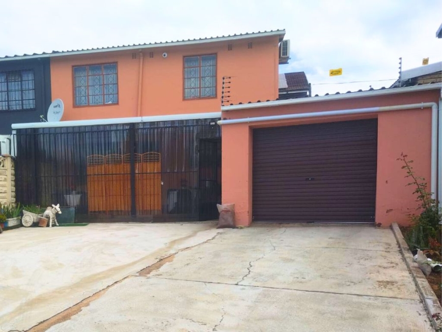 3 Bedroom Property for Sale in Bombay Heights KwaZulu-Natal