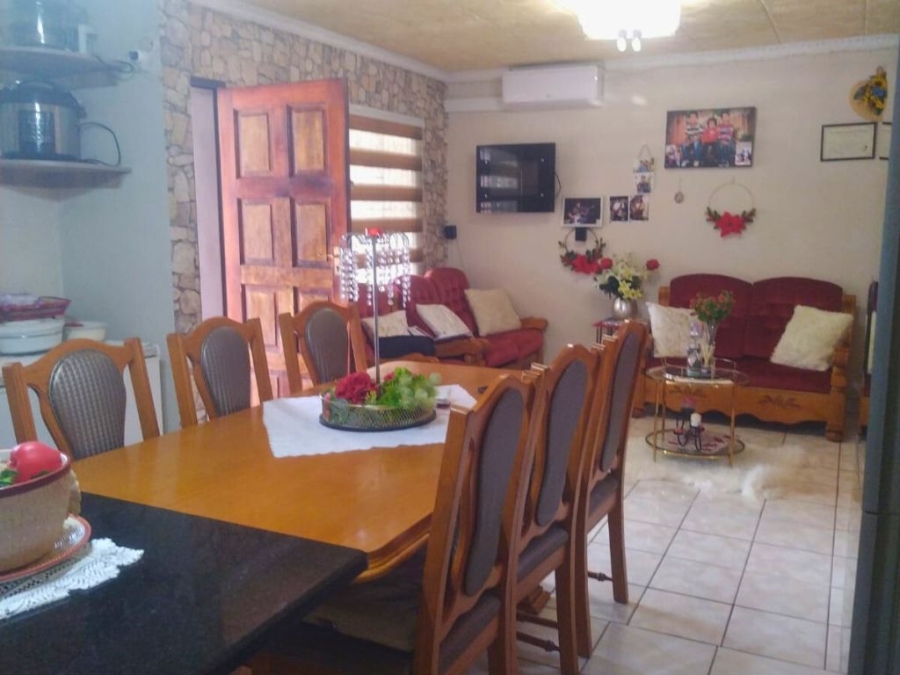 3 Bedroom Property for Sale in Bombay Heights KwaZulu-Natal