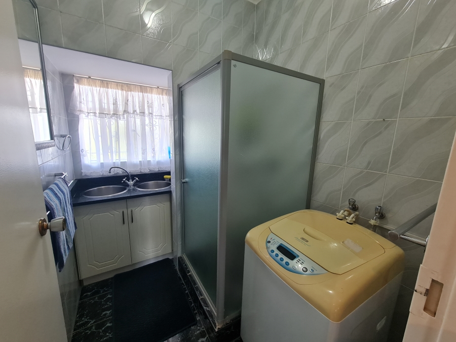 3 Bedroom Property for Sale in Scottsville KwaZulu-Natal