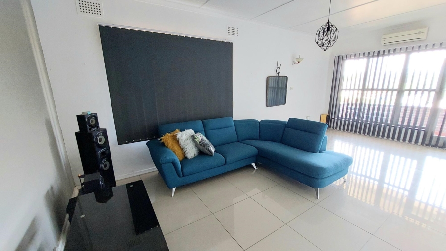 2 Bedroom Property for Sale in Scottsville KwaZulu-Natal