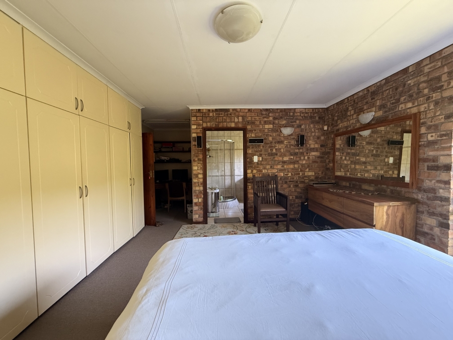 4 Bedroom Property for Sale in Oak Park KwaZulu-Natal