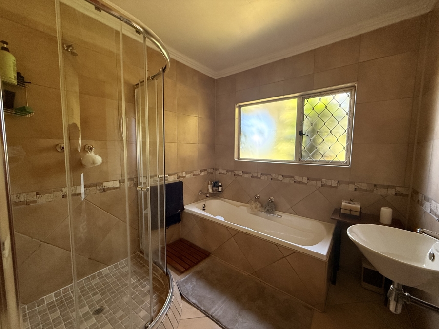 4 Bedroom Property for Sale in Oak Park KwaZulu-Natal