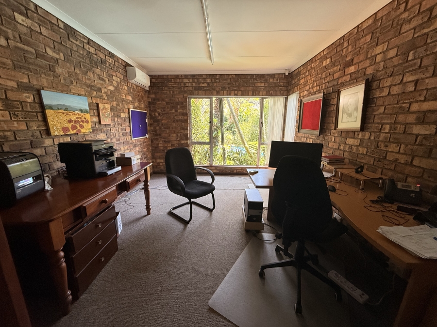 4 Bedroom Property for Sale in Oak Park KwaZulu-Natal