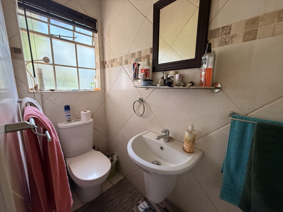 7 Bedroom Property for Sale in Scottsville KwaZulu-Natal