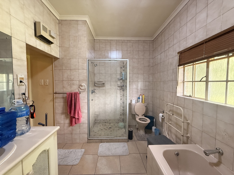 7 Bedroom Property for Sale in Scottsville KwaZulu-Natal