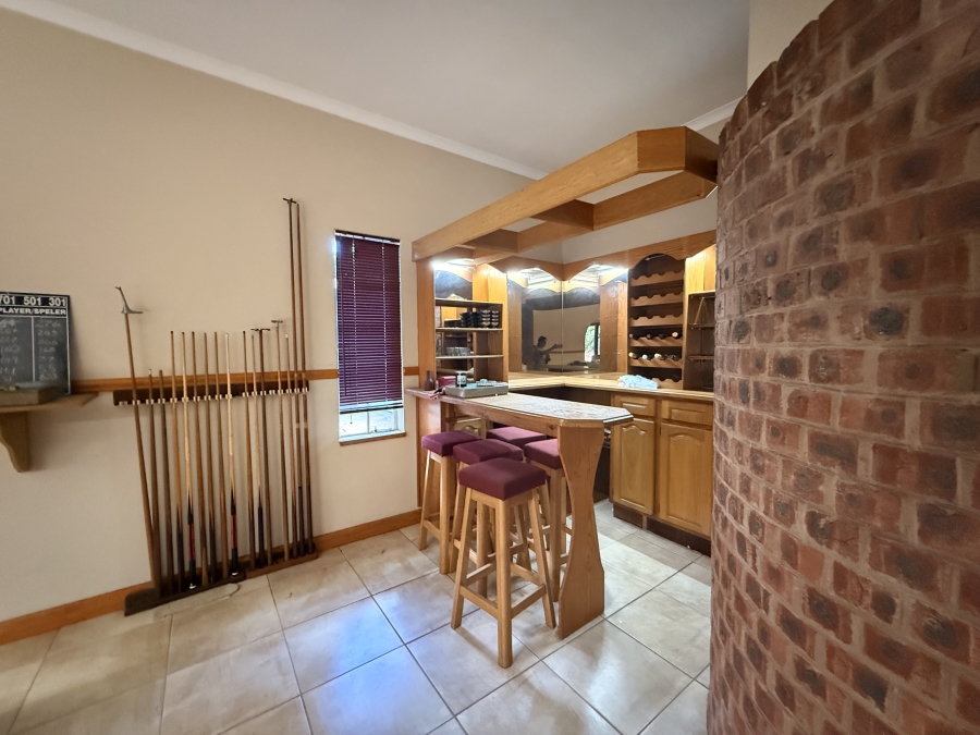 7 Bedroom Property for Sale in Scottsville KwaZulu-Natal