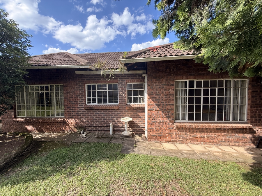 7 Bedroom Property for Sale in Scottsville KwaZulu-Natal