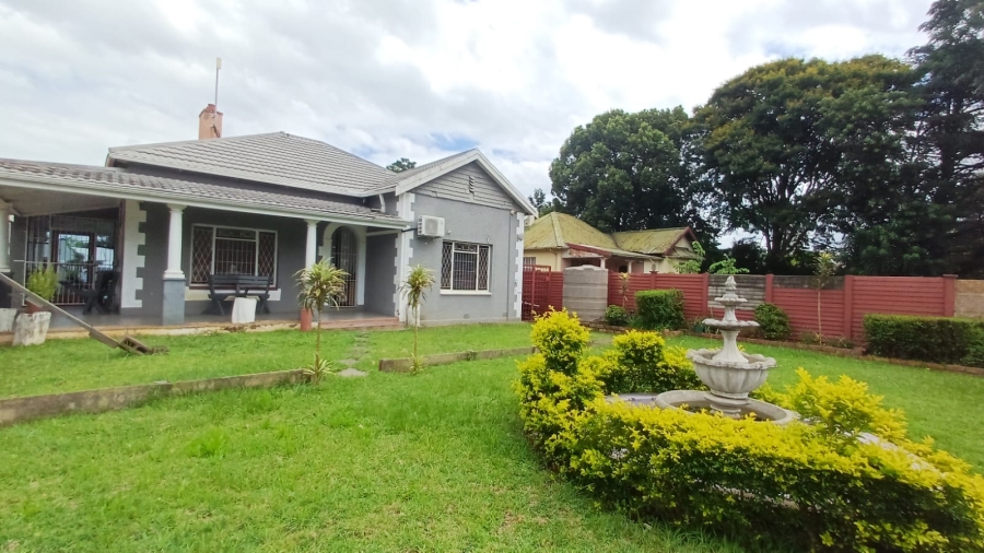 6 Bedroom Property for Sale in Scottsville KwaZulu-Natal
