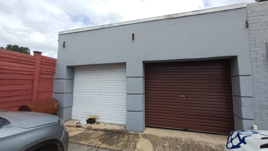 6 Bedroom Property for Sale in Scottsville KwaZulu-Natal