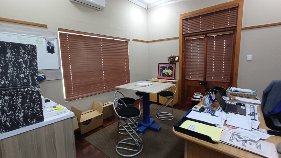 6 Bedroom Property for Sale in Scottsville KwaZulu-Natal