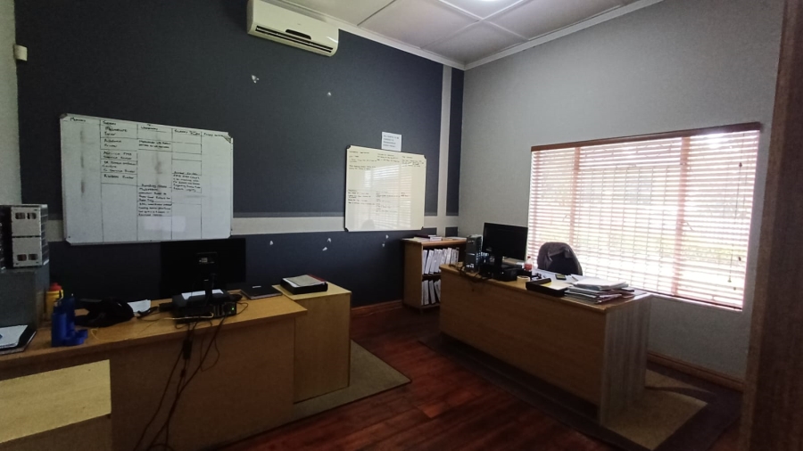 6 Bedroom Property for Sale in Scottsville KwaZulu-Natal