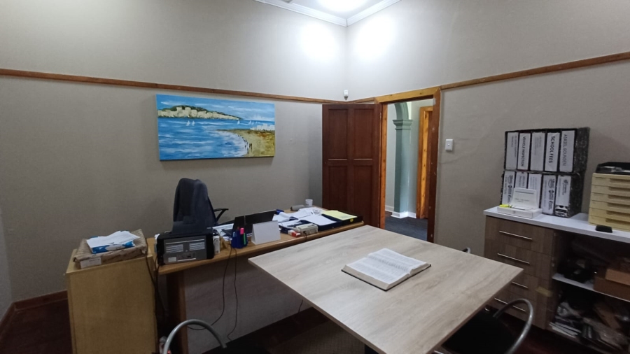 6 Bedroom Property for Sale in Scottsville KwaZulu-Natal