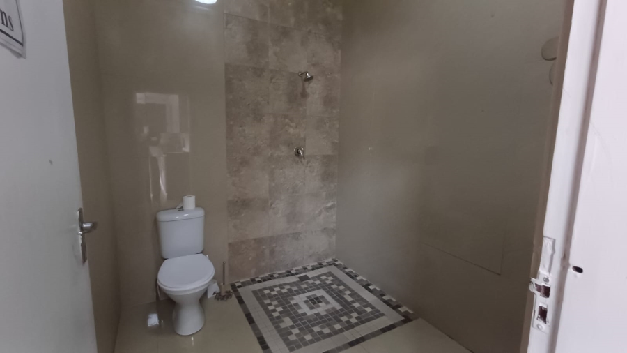 6 Bedroom Property for Sale in Scottsville KwaZulu-Natal