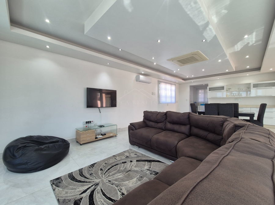 7 Bedroom Property for Sale in Ballito Central KwaZulu-Natal