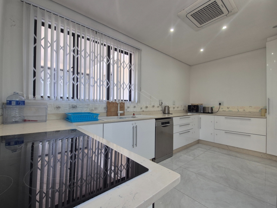 7 Bedroom Property for Sale in Ballito Central KwaZulu-Natal