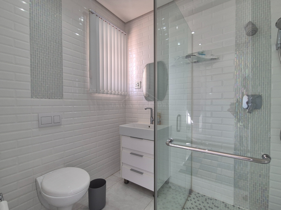 7 Bedroom Property for Sale in Ballito Central KwaZulu-Natal