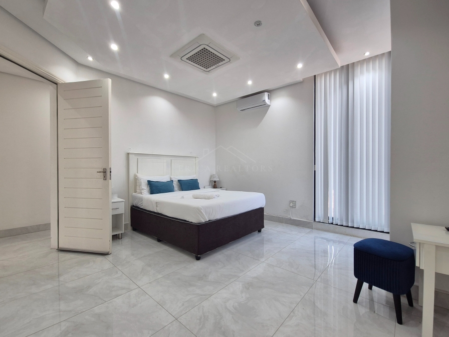 7 Bedroom Property for Sale in Ballito Central KwaZulu-Natal