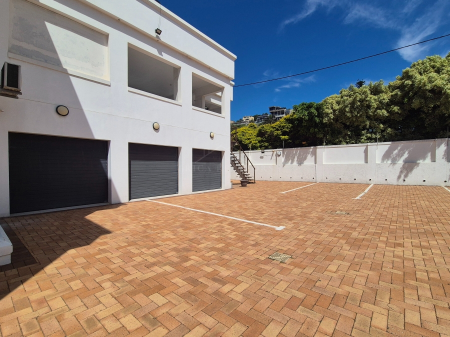 7 Bedroom Property for Sale in Ballito Central KwaZulu-Natal