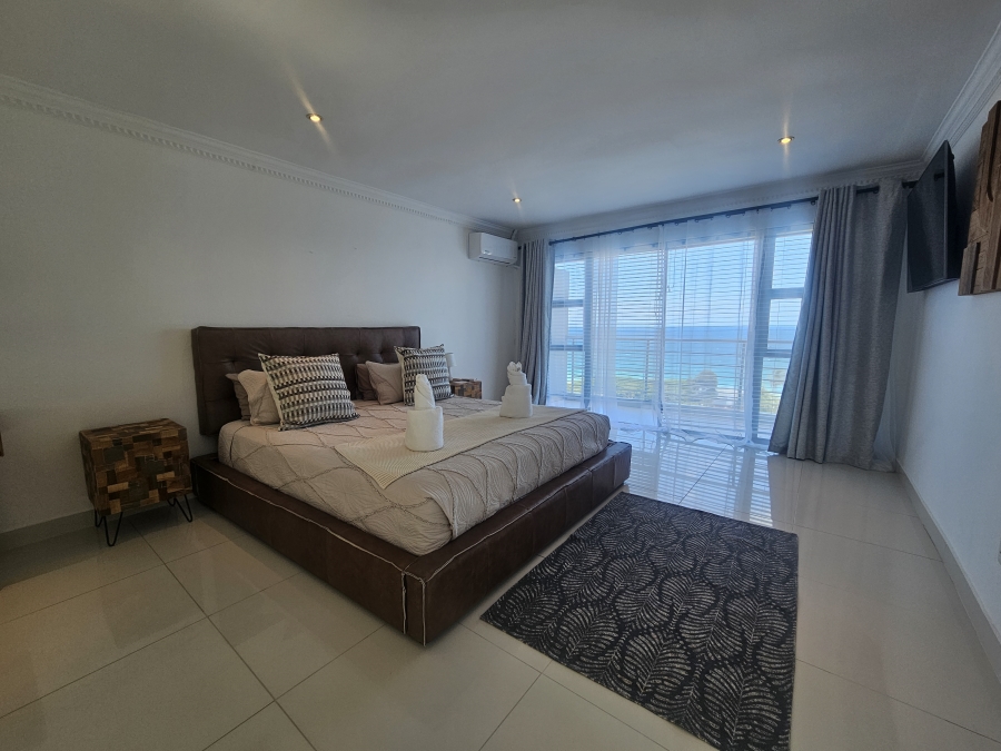 6 Bedroom Property for Sale in Willard Beach KwaZulu-Natal