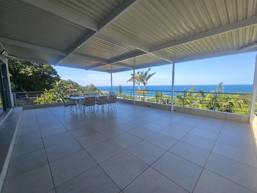 6 Bedroom Property for Sale in Willard Beach KwaZulu-Natal