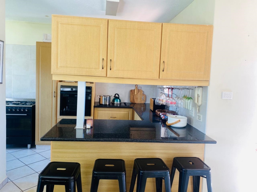 4 Bedroom Property for Sale in Manaba Beach KwaZulu-Natal