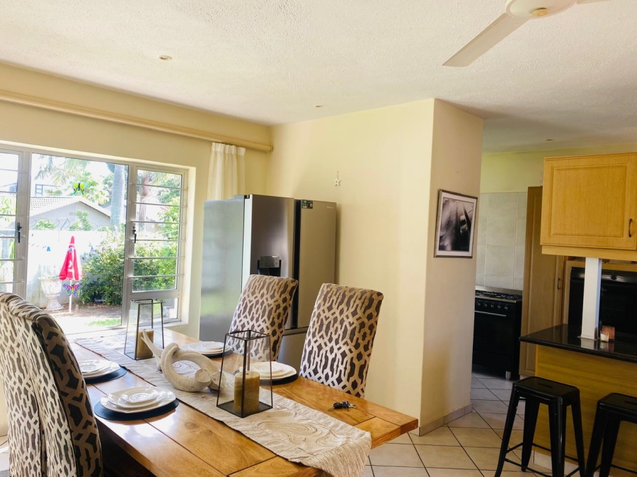 4 Bedroom Property for Sale in Manaba Beach KwaZulu-Natal