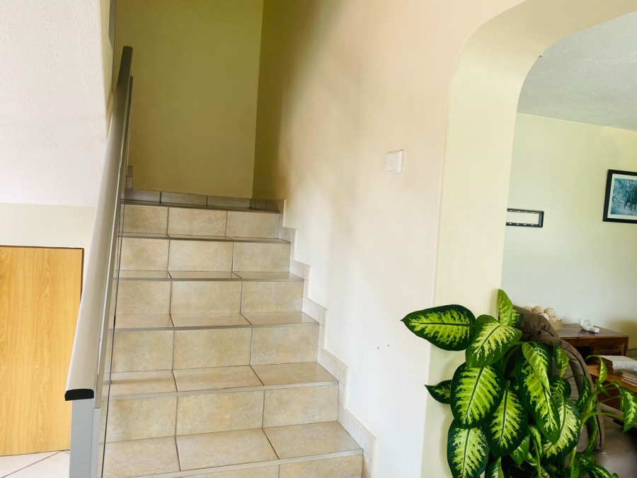4 Bedroom Property for Sale in Manaba Beach KwaZulu-Natal
