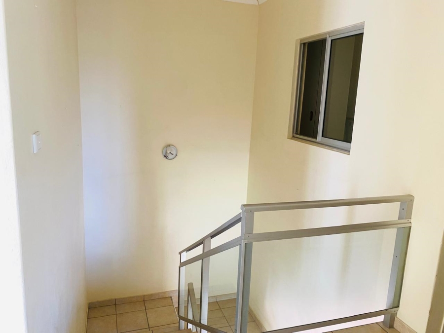 4 Bedroom Property for Sale in Manaba Beach KwaZulu-Natal