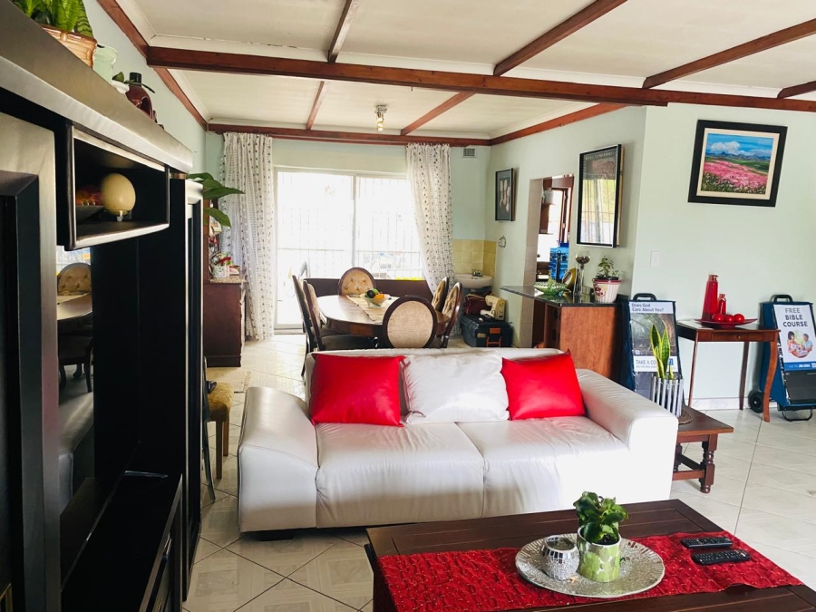 3 Bedroom Property for Sale in Umbango KwaZulu-Natal