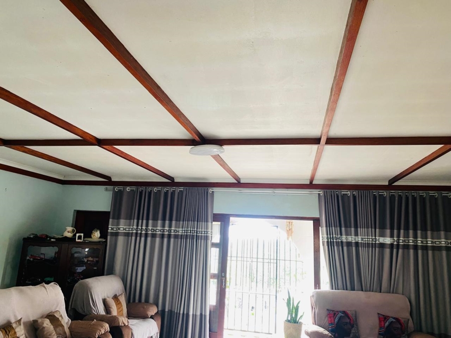 3 Bedroom Property for Sale in Umbango KwaZulu-Natal